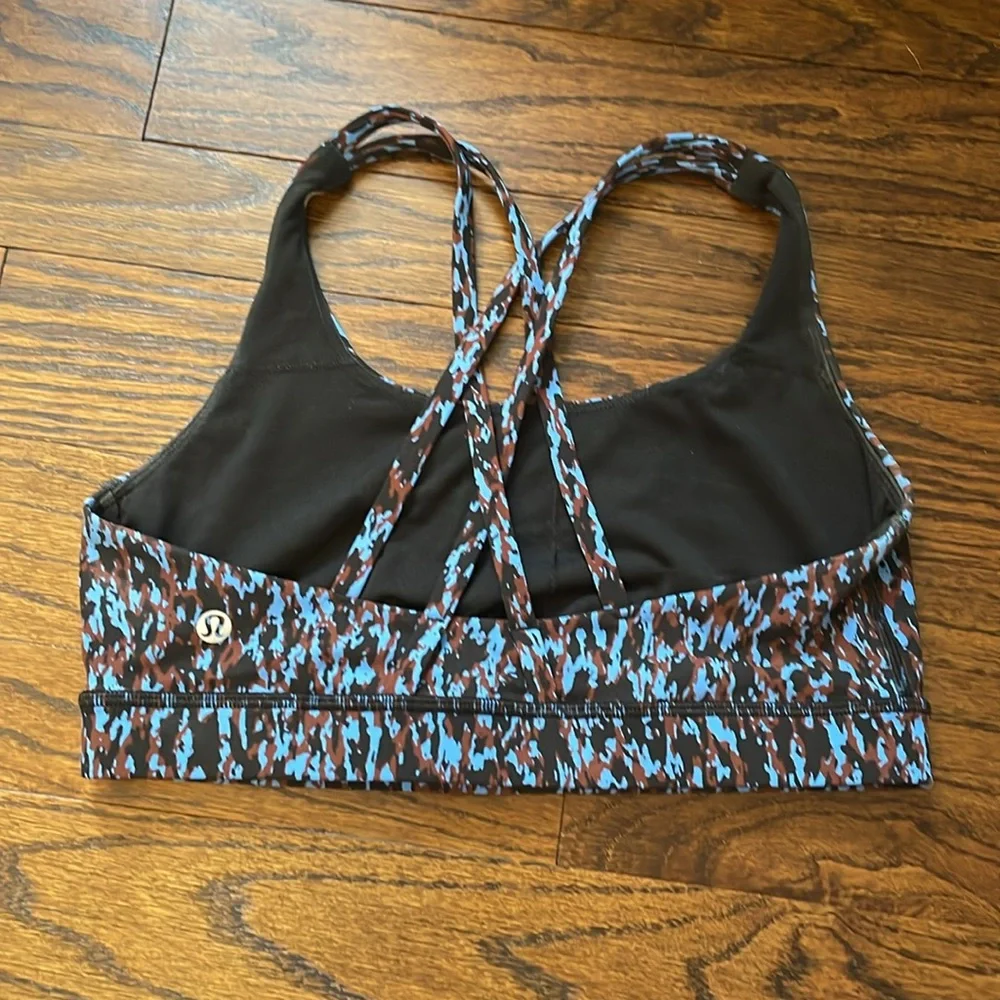 Lululemon Energy Bra *Medium Support, B–D Cups - Size 8 - Picture 3 of 4